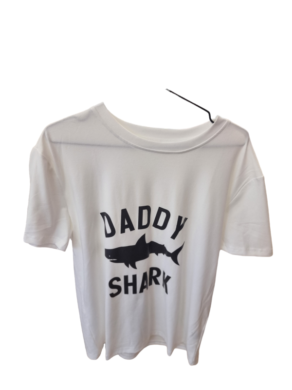 Daddy Shark Tshirt size large