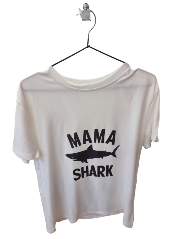 Mamma Shark Tshirt size large